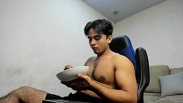 Snapshot of Bellion_grant chatting on September 14, 1:43 pm Bellion grant online show from September 14, 1:43 pm