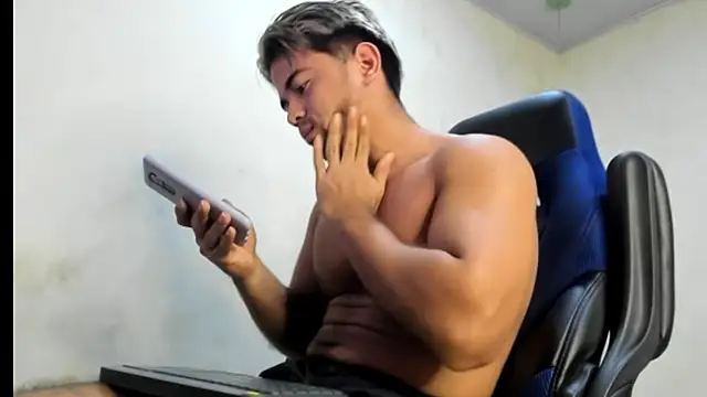 Snapshot of Bellion_grant chatting on October 20, 1:50 am Bellion grant online show from October 20, 1:50 am