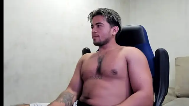 Snapshot of Bellion_grant chatting on October 21, 10:32 pm Bellion grant online show from October 21, 10:32 pm