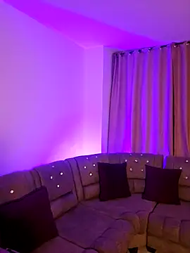 AliishaPss online show from November 12, 7:31 am