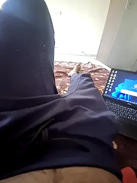 Snapshot of YoursThickDick chatting on February 8, 5:55 am YoursThickDick online show from February 8, 5:55 am