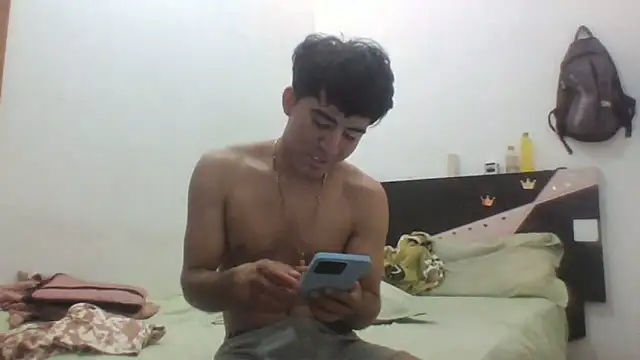 Snapshot of Babydemilk chatting on June 18, 3:16 pm Babydemilk online show from June 18, 3:16 pm