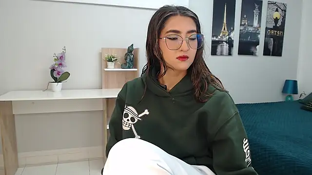 madame lottie online show from October 15, 12:27 pm