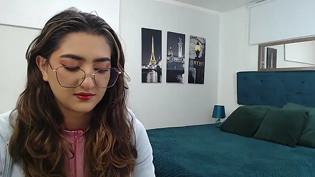 madame lottie online show from October 27, 12:31 pm