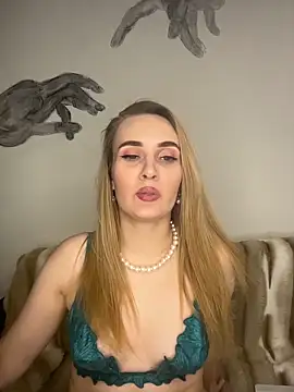 KiraBerht online show from March 30, 8:43 pm