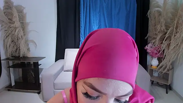SofiaRivera1 online show from June 7, 10:24 pm