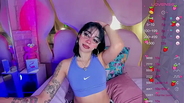 Niina Sissy online show from February 21, 4:13 am