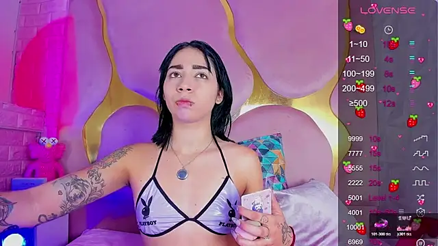 Niina Sissy online show from February 24, 8:12 am