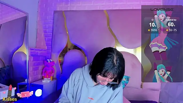 Niina Sissy online show from April 5, 4:42 am