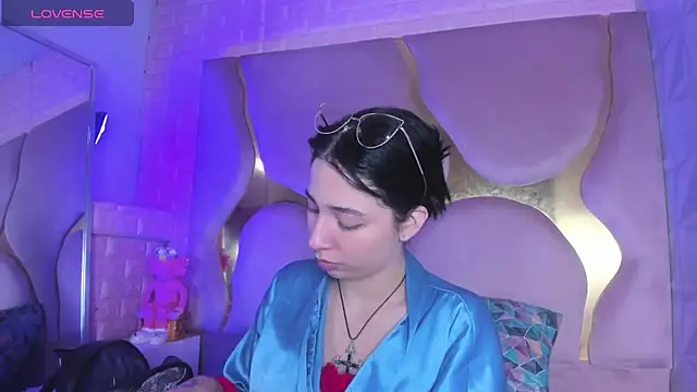 Niina Sissy online show from May 11, 5:02 am