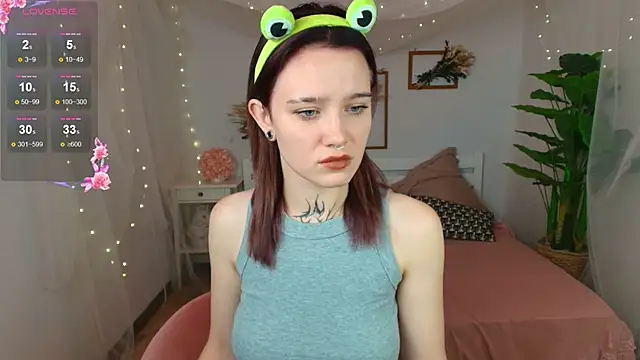 Snapshot of Elastikiss chatting on September 12, 2:33 am Elastikiss online show from September 12, 2:33 am