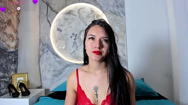 Snapshot of RoxanaBorns_ chatting on November 23, 12:38 pm RoxanaBorns online show from November 23, 12:38 pm