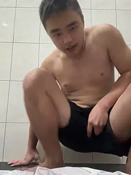 greenteazhang online show from October 15, 8:47 am