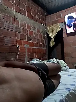 AlfonsoAlbernia online show from April 23, 1:29 am