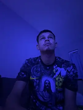 CHARLY-- online show from October 31, 8:04 am