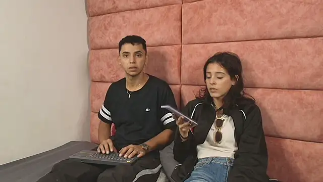 Snapshot of HellAndDante_ chatting on October 16, 9:38 pm HellAndDante online show from October 16, 9:38 pm