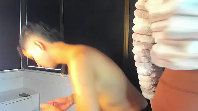 HellAndDante  online show from February 15, 10:50 pm