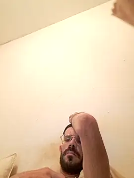 Snapshot of lolo7121 chatting on September 24, 9:29 pm lolo7121 online show from September 24, 9:29 pm