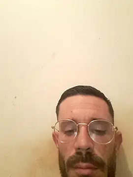 Snapshot of lolo7121 chatting on October 15, 10:32 pm lolo7121 online show from October 15, 10:32 pm