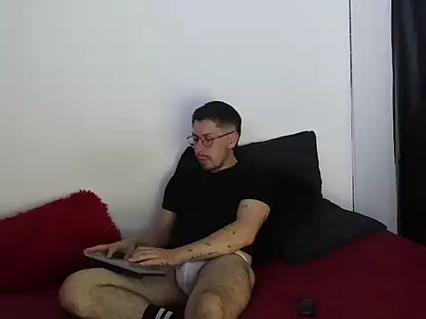 Letorres96 online show from April 11, 3:55 am