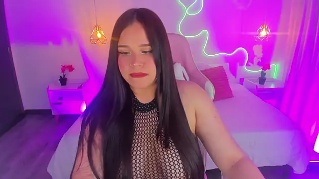 chloequiinn online show from October 24, 6:32 am