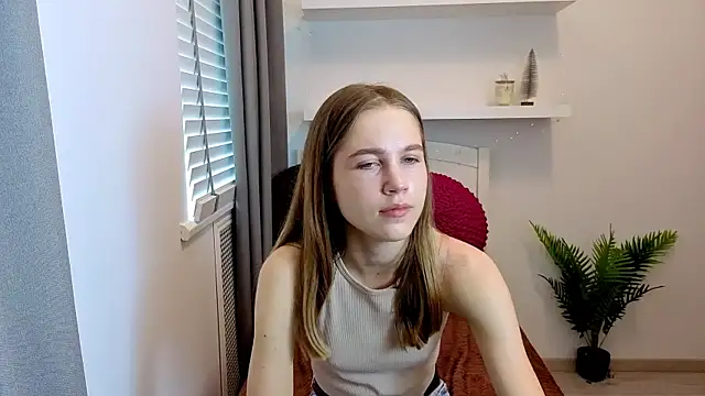 Snapshot of Spicy_Lexi chatting on June 5, 6:42 am Spicy Lexi online show from June 5, 6:42 am