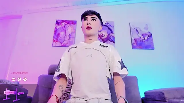 SebastianHilton online show from February 18, 7:10 pm