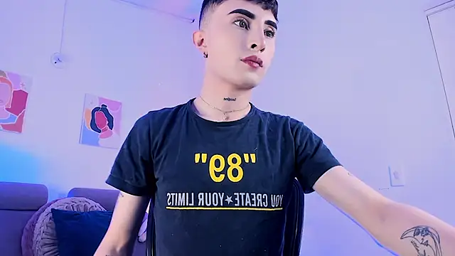 SebastianHilton online show from April 22, 2:25 am