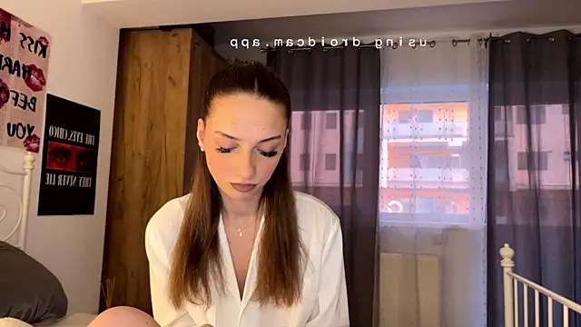 ScarlettSmithX online show from April 19, 3:39 am