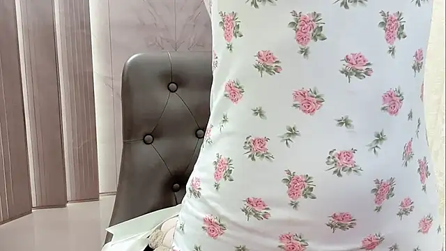 Shenlly online show from April 11, 1:21 am