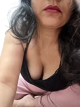 CUTE-PX online show from April 17, 3:59 pm