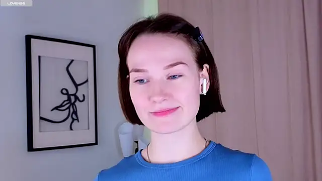 Snapshot of QueenieHathaway chatting on October 8, 1:47 am QueenieHathaway online show from October 8, 1:47 am