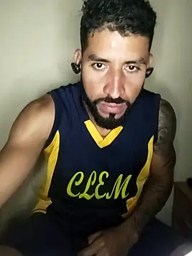 Snapshot of Alexsexygamer chatting on September 15, 1:38 am Alexsexygamer online show from September 15, 1:38 am