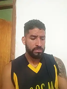 Snapshot of Alexsexygamer chatting on September 25, 2:32 pm Alexsexygamer online show from September 25, 2:32 pm