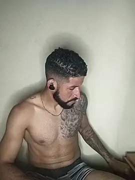 Snapshot of Alexsexygamer chatting on September 26, 2:59 am Alexsexygamer online show from September 26, 2:59 am