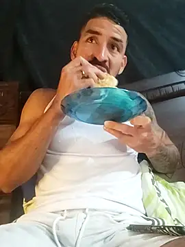 Snapshot of Alexsexygamer chatting on October 23, 1:10 pm Alexsexygamer online show from October 23, 1:10 pm