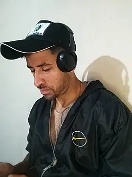 Snapshot of Alexsexygamer chatting on November 6, 1:12 pm Alexsexygamer online show from November 6, 1:12 pm