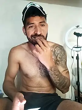 Snapshot of Alexsexygamer chatting on December 1, 12:32 pm Alexsexygamer online show from December 1, 12:32 pm