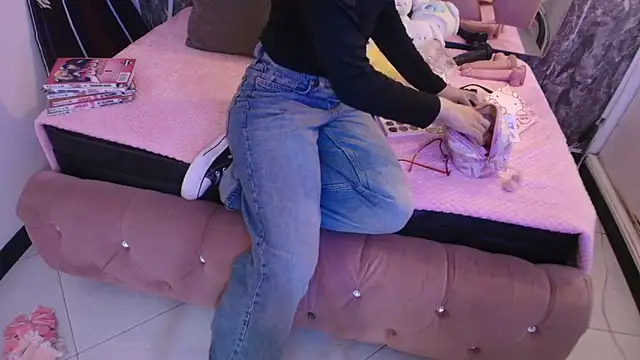 Terraelowen online show from February 26, 11:31 am