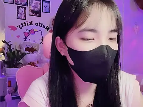 keelinnn19 online show from September 9, 5:56 pm