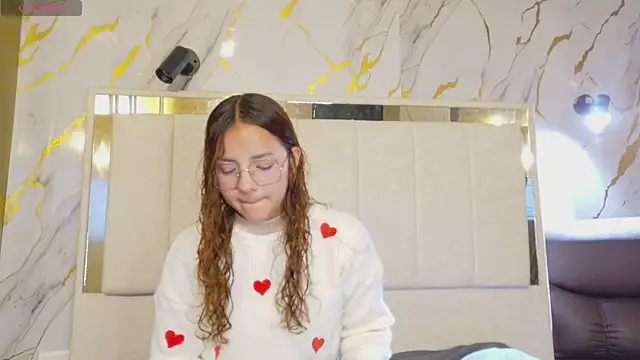 angeles azul online show from April 15, 1:29 pm