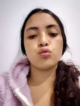 Snapshot of NickandAbby_ chatting on October 19, 12:39 pm NickandAbby  online show from October 19, 12:39 pm
