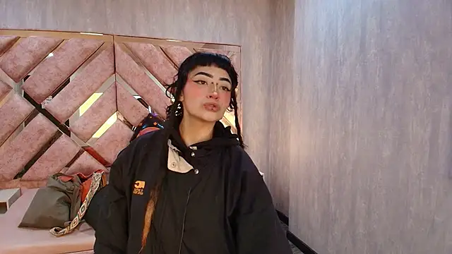 Babyyrasta666 online show from October 12, 3:38 am