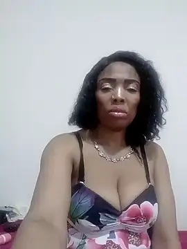 Snapshot of SEXYMOANSXX chatting on October 3, 2:14 pm SEXYMOANSXX online show from October 3, 2:14 pm