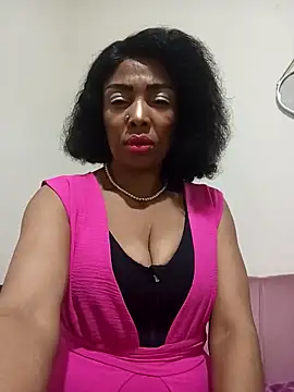 Snapshot of SEXYMOANSXX chatting on October 18, 1:41 am SEXYMOANSXX online show from October 18, 1:41 am