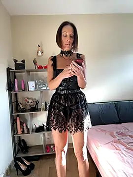 spycyfanny online show from November 20, 9:09 am