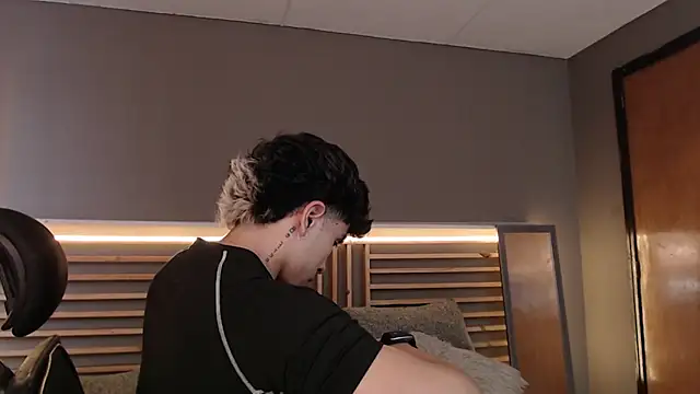 PaulEvens online show from February 8, 2:20 pm