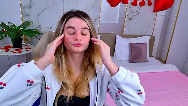 SweetyLicky online show from February 13, 4:03 pm