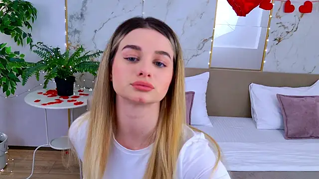 SweetyLicky online show from February 14, 6:26 pm