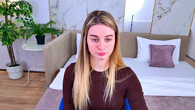 SweetyLicky online show from March 9, 4:11 pm